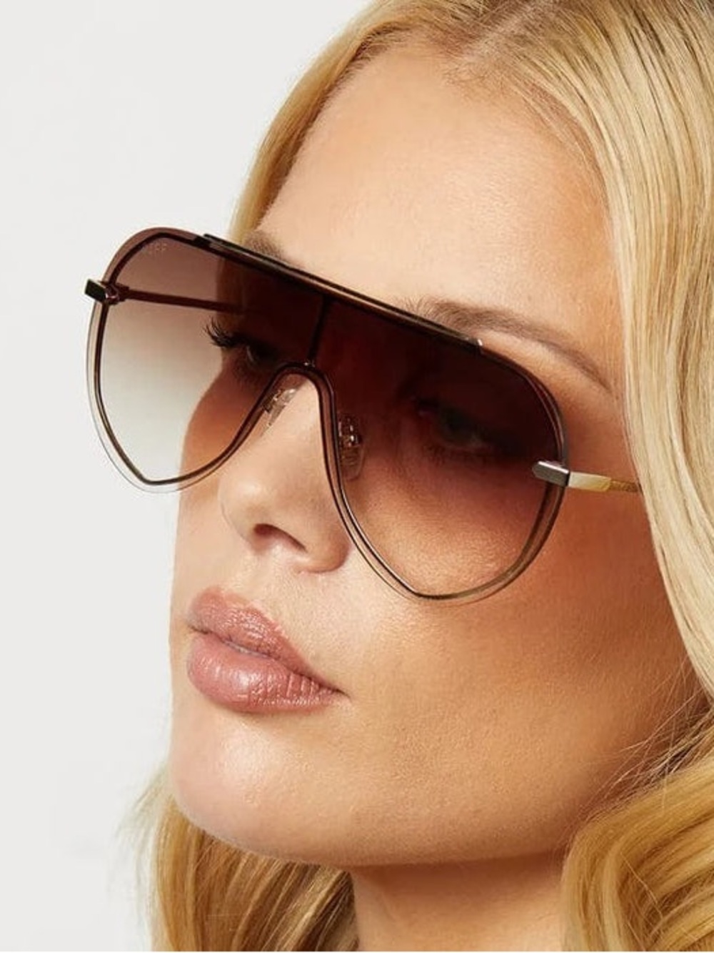 Diff Eyewear Oversized Brown Gradient Aviator Sunglasses
